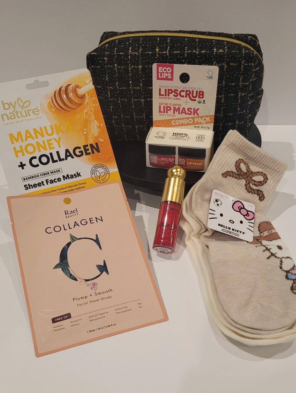Feel Good Bundle Eleven Pieces - Picture 2 of 5